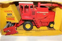 MASSEY FERGUSON 760 COMBINE (DIE-CAST)