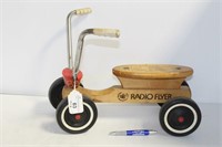 RADIO FLYER SITTING SCOOTER