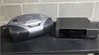 PORTABLE STEREO & VCR