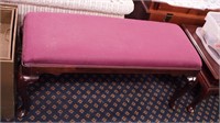 Upholstered bench with cabriole legs, 40" long