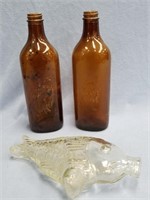 3 glass bottles                     (O 105)