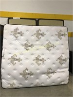 Super Stearns and Foster king size mattress