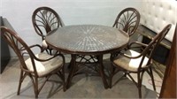 Bamboo Patio Table w 4 Chairs K8B