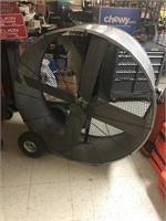 48” Industrail Fan. Will not run but hums, Has
