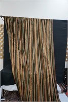 Curtain Rod With Curtains
