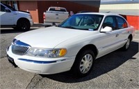 1999 Lincoln Continental Base