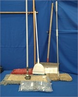Bundle of misc. Cleaning Tools, Snow Shovel
