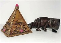 Carved Wood Gecko & Hinged Pyramid Box