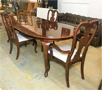 Formal Oval Dining Table & Four Chairs