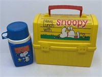 Yellow plastic Snoopy lunchbox & thermos