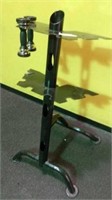 Dumbbell stand and 2 dumbbells
