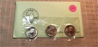 1980 US Mint Dollar Souvenir Set 3 Susan B Anthony