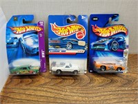 NEW 3 Hotwheels Cars