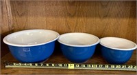 3 Corelle ware mixing bowls