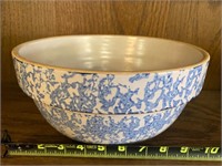 Antique sponge ware pottery mixing bowl