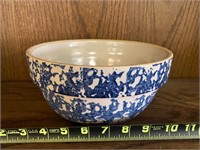 Spongeware pottery mixing bowl