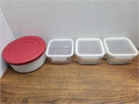 2.5Q White Casserole with Red Lid+3 Glass Lock Lid