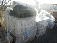 2 pallets of household miscellaneous