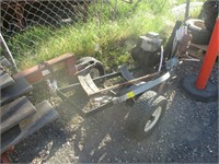 Engine and pallet of tires