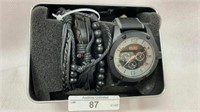 Caliber Precision Watch / Bracelet Set in Tin Pres