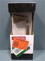 Pivoting toilet paper holder (delta)