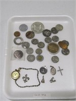 TRAY: ASSORTED SILVER & OTHER COINS, PENDANTS, ETC