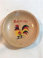 Wooden snacks rooster bowl