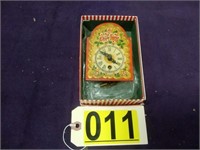 Old Wind-Up Clock - No Key