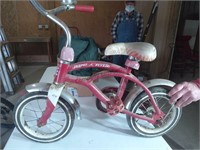 Small radio flyer tricycle
