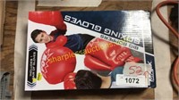 Inflatable boxing gloves