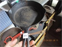 Cast Iron Pan-Griswold #6  699