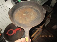 Cast Iron Pan-#8 Griswold 704B-has been repaired