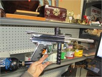 Genesis II Paintball Gun w/CO Can & Hockey Mags