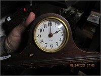 Sm. Seth Thomas Mantel Clock