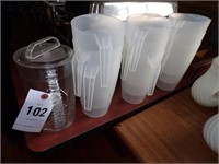 10 Plastic Pitchers