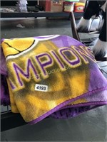 Lakers fuzzy blanket