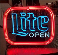 Neon Miller Lite Sign  Working