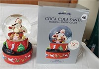 Coca Cola Santa Music Box Snow Globe