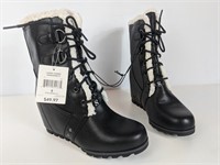 Black WInter Boots (Size: 8, Ladies)