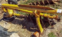 Danuser Posthole Digger w/ 12" auger & 8" auger