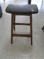 UPHOLSTERED BAR STOOL