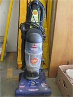 Bissel Vacuum - pick up only
