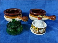 Stunning glass and pottery pieces, 2" and 5"D