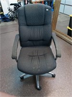 Heavy Duty Office Chair