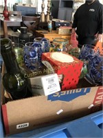 Miscellaneous box of wine glasses and wine deco