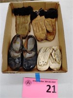 Antique Baby Shoes &Mittens- Flat