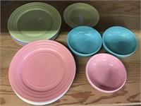 Mccoy Bowls, Pastel Plates