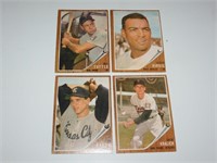 Lot of 4 1962 Baseball Cards C