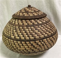 Woven Two Tone Jar With Lid