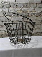 VINTAGE RUSTIC WIRE OYSTER, CLAM OR EGG GATHERING
